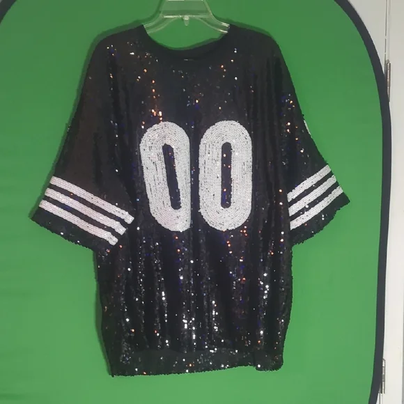 Cato Black Sequin Top with White Accents - Picture 1 of 4